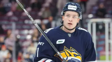 Казахстанского хоккеиста сравнили с с известными звездами НХЛ