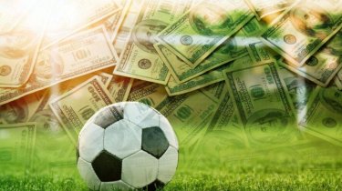 Сумасшедшие цифры: названы зарплаты казахстанских футболистов