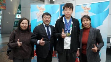 Впервые казахстанец стал чемпионом по плаванию на открытой воде