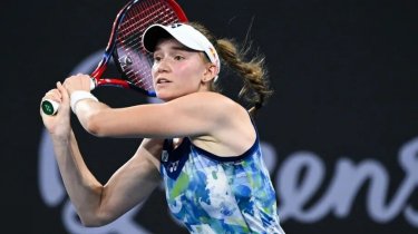 Рыбакина вышла в полуфинал турнира WTA 500 в Австралии