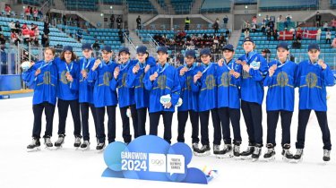 Кулибаев поздравил казахстанских хоккеистов с медалью на юношеской Олимпиаде в Канвоне