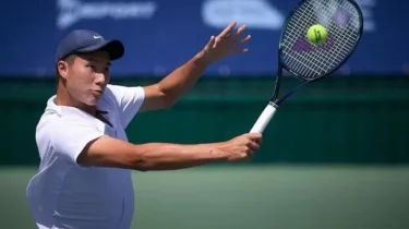 Казахстанский теннисист вышел во второй раунд турнира во Франции