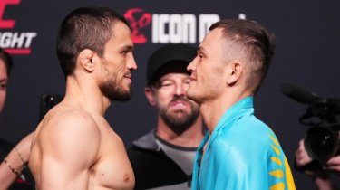 Казахстанец против брата Хабиба: чем завершился бой в UFC