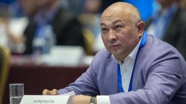 В бесконечных поражениях обвиняют главу Казахстанской федерации футбола