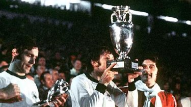 Истории ЕВРО: Как Чехословакия выиграла Евро-1976