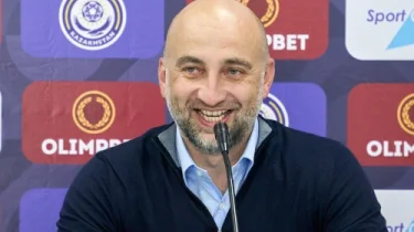 Казахстанская федерация футбола не сможет уволить Адиева