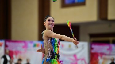 Казахстанская гимнастка остановилась в шаге от медали на этапе кубка мира в Болгарии