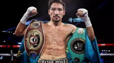 Казахстанский боксер получил жесткий ответ от чемпиона мира
