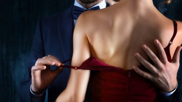 Полезно ли заниматься сексом перед работой? Что говорят ученые