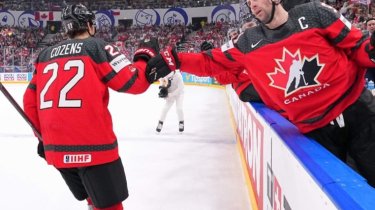 Канада одолела Финляндию, Германия обыграла Польшу в вечерней сессии игр на ЧМ по хоккею в Чехии