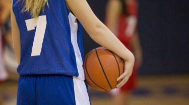 Российская спортсменка: от баскетбольного паркета до OnlyFans и обратно в суд