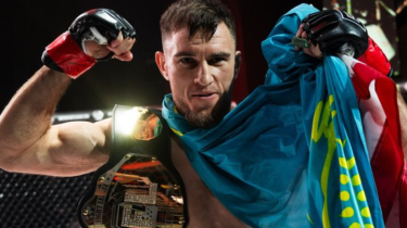 UFC подписали нового казахстанца: Он проведет бой в августе