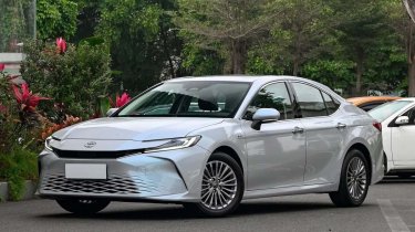 Где купить новую Toyota Camry?