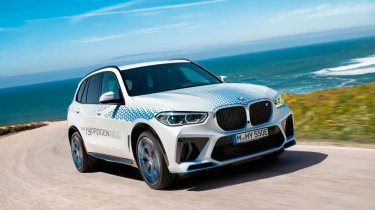 BMW открывает новую эру: конец зарядкам для электромобилей