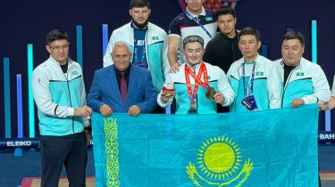 Триумфальное выступление казахстанского штангиста на чемпионате мира