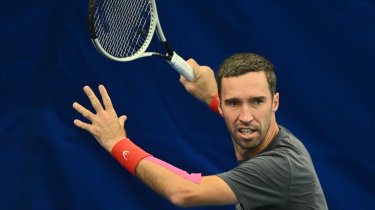 Казахстанский теннисист с позором проиграл первую игру в Australian Open