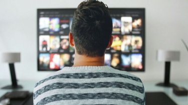 Смех, слезы и лучшие шутки: пять комедий для хорошего вечера