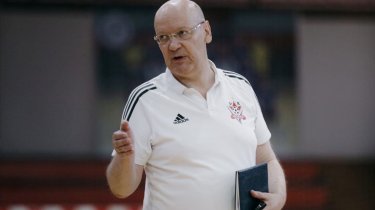 Тренера "Актобе" выгнали из клуба после гулянки в баре