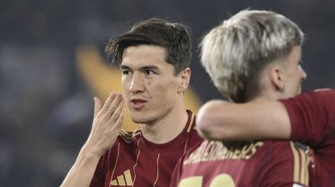 Элдор Шомуродов не согласен с тренером и тащит "Рому" в Лигу чемпионов