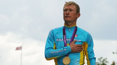 Олимпийского чемпиона Казахстана лишили пожизненных выплат?