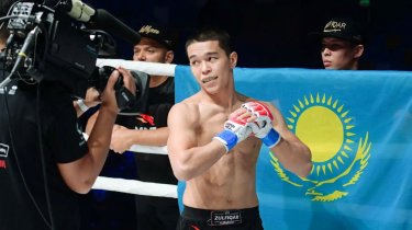 Казахский боец UFC возвращается в чемпионскую гонку