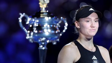 Карьера Елены Рыбакиной стремительно летит вниз