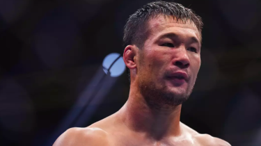 Рахмонова «лишили» чемпионского боя в UFC