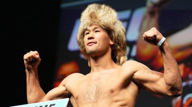 Чемпион UFC ждет поединка с Шавкатом Рахмоновым?