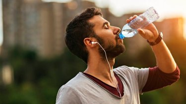 Два литра воды в день норма? Расчет суточной нормы для человека