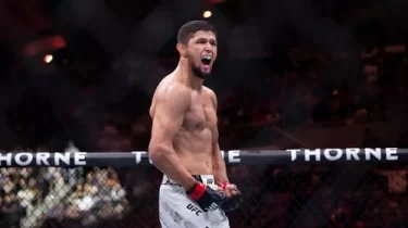 Узбекистанец одержал победу на UFC, но при чём тут Рахмонов?