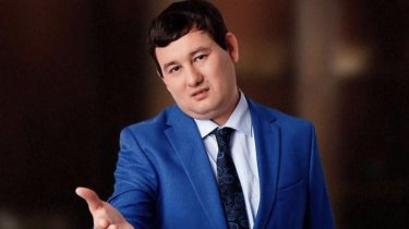 Комедийный "Аким взяточник" поздравил "Елимай" с победой (видео)