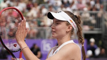 Казахстанка Елена Рыбакина стартует на Ролан Гаррос 2025