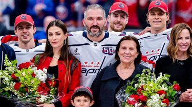 Овечкин с семьей покинул Россию: Это не США