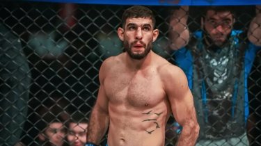 Казахстанского бойца ММА обещают размазать на ринге