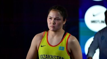 Казахстанка возглавила мировой рейтинг борцов