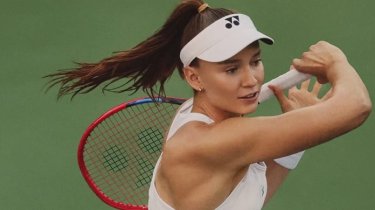Елена Рыбакина сенсационно вылетела с турнира
