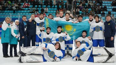 Звездные хоккеисты Казахстана начинают карьеру в НХЛ