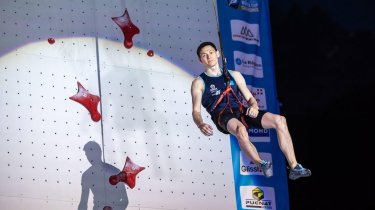 Казахстанский скалолаз завоевал серебро на Кубке мира