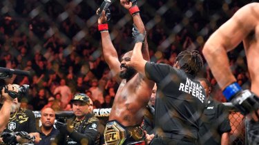 Лучшему бойцу в истории запретили возвращаться в UFC