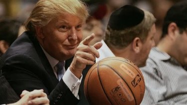 Звезда НБА ЛеБрон Джейс станет конкурентом Трампа за пост президента США