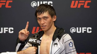 Азат Максум проведет бой в UFC 321 в Абу-Даби