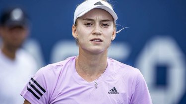 Рыбакина снялась с полуфинала парного турнира в Вашингтоне