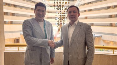 Геннадий Головкин провел переговоры с НОК Монголии в Сингапуре
