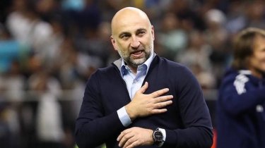 Магомед Адиев обыграл чемпионов России