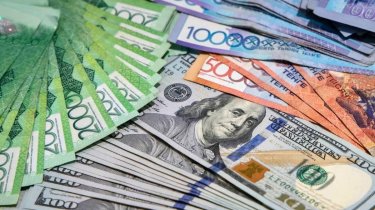 Курс доллара подорожал на 27 тенге в Казахстане