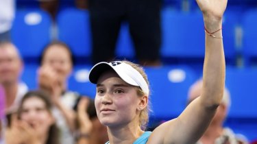 Елена Рыбакина повторила достижение Соболенко и Швентек