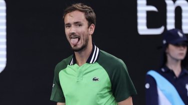 Нам точно нужен скандальный Медведев на Almaty Open?
