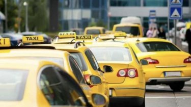 Что выгоднее: такси или личное авто в кредит?