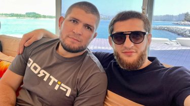 "Ты же проиграл": казахстанцы недовольны Хабибом и его командой