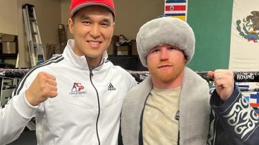 Казахстанский боксер рассказал о «настоящем» Канело